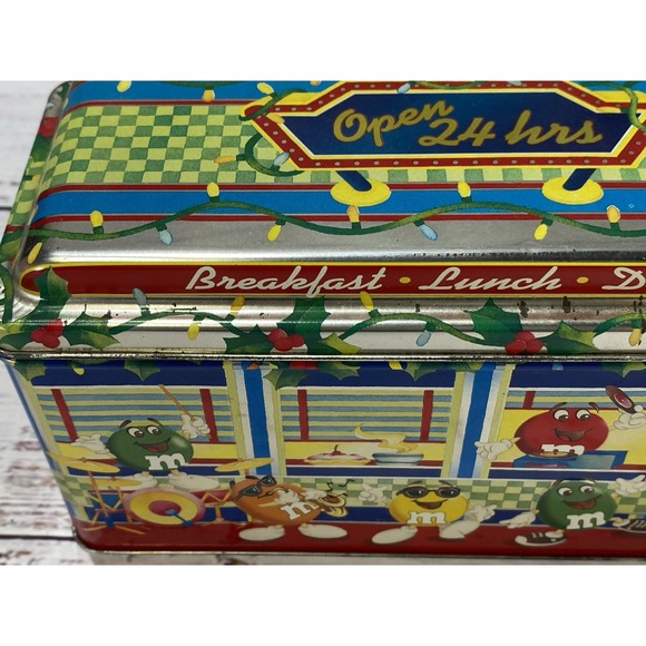 1996 M&M's Tins Christmas Village Series Toy Shop and Diner #3 & 4 - Picture 4 of 10